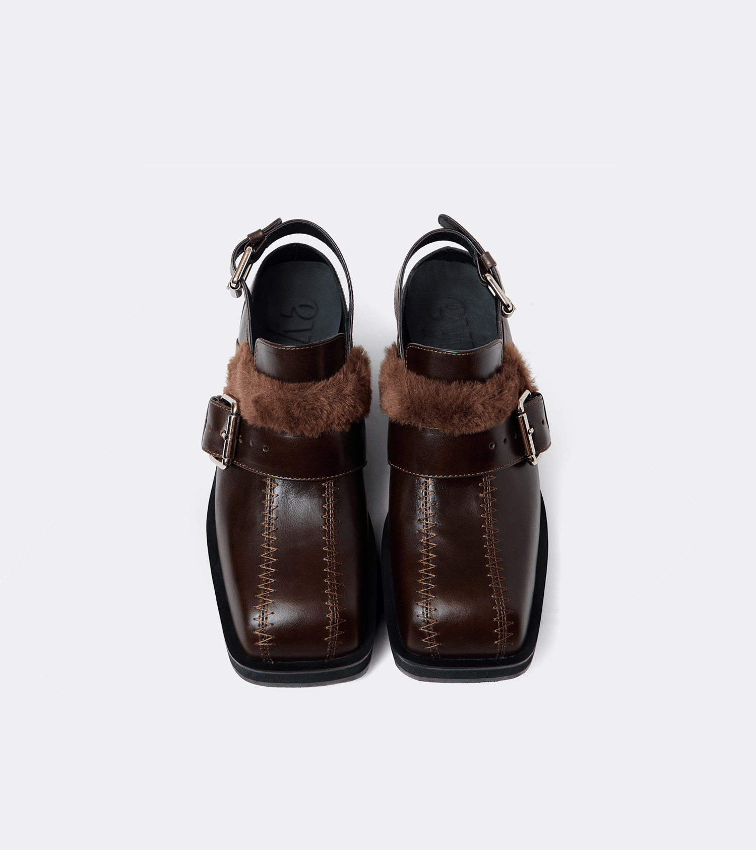 Ramses con peluche - Imagen 3