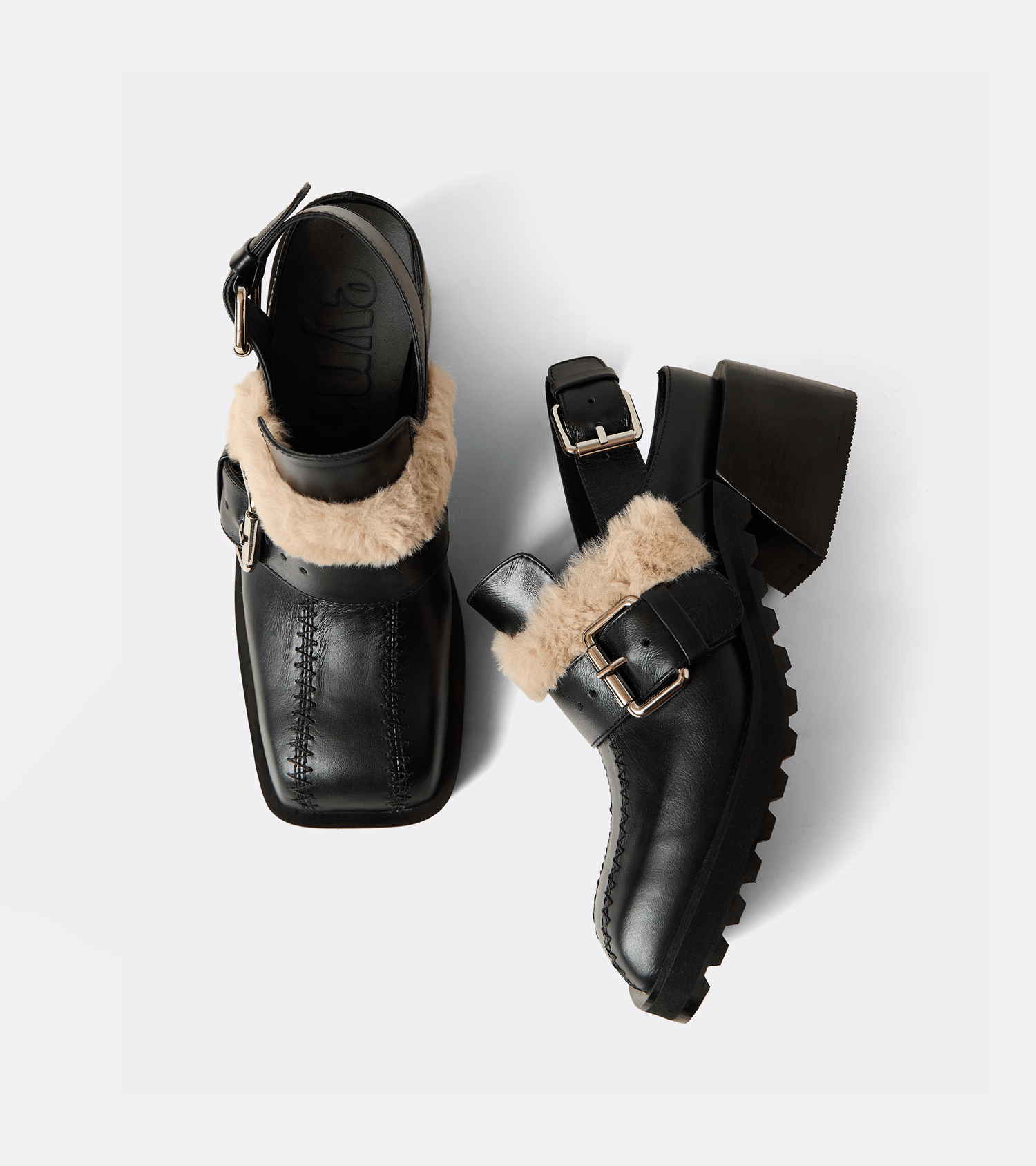 Ramses con peluche - Imagen 10